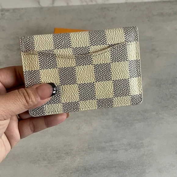 SOLD Authentic Louis Vuitton Card Holder - Picture 11 of 12